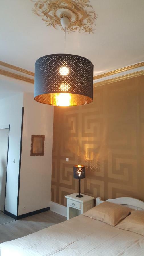 Luxury Lilas 3 Apartment